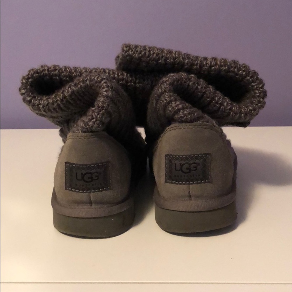 EUC Size 8 UGG Classic Cardy Boots